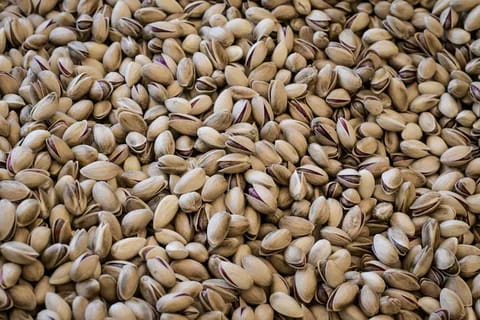 تصویر 1 از پسته اکبری صادراتی با سورت‌ بندی دقیق و یکدست